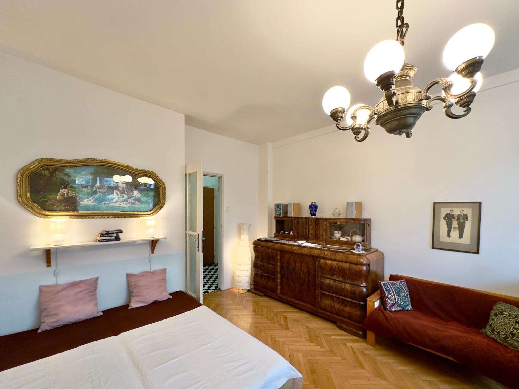 Apartment Sedlcanska - You Will Save Money Here - Equipped With Antique Furniture Прага Экстерьер фото